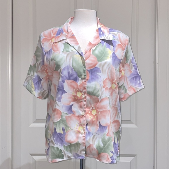 Alia Vintage Resort Shirt - Picture 8 of 9